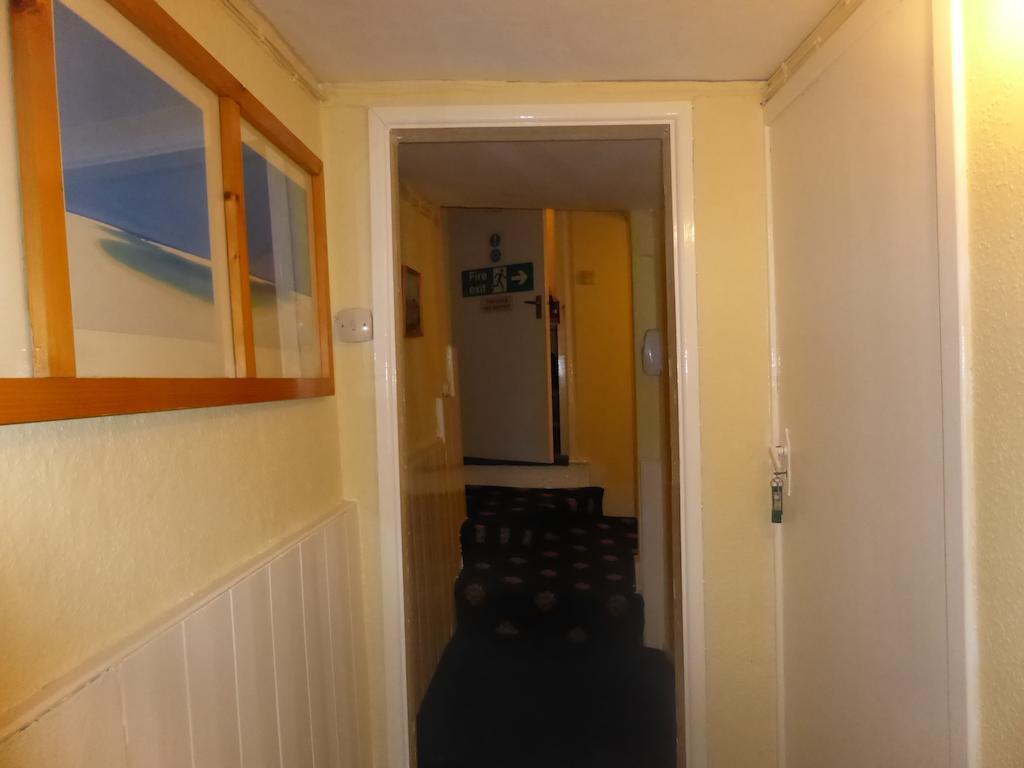 Kings Arms Hotel Penryn Exterior photo